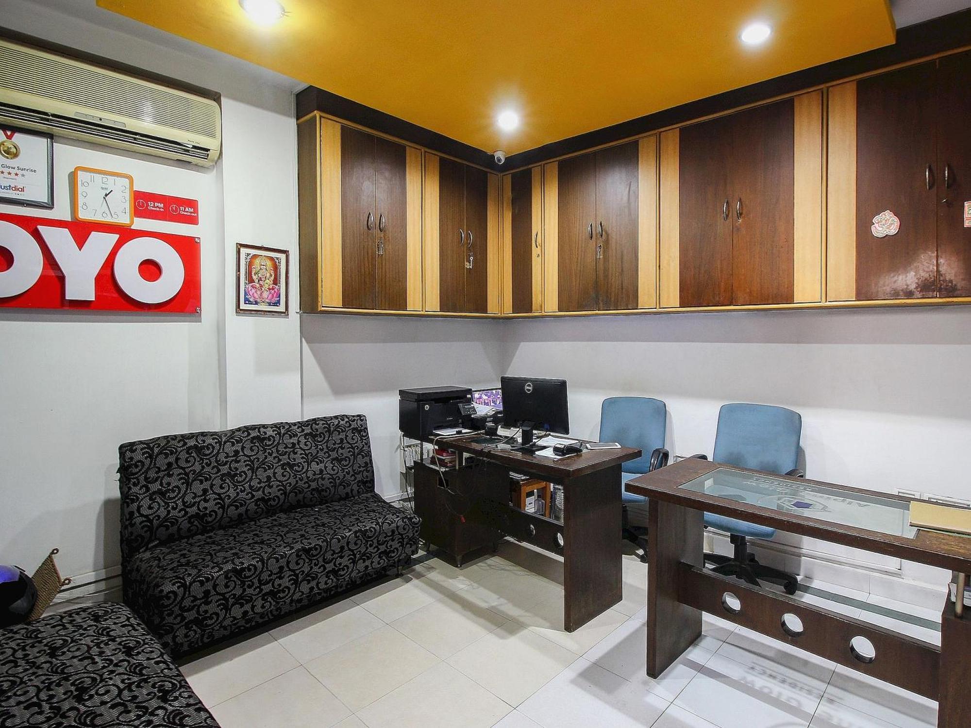 Super Collection O Begumpet Formerly Alpine Glow Sunrise Hyderabad Esterno foto